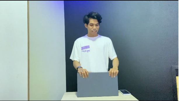 Review Asus Zenbook 2 Layar